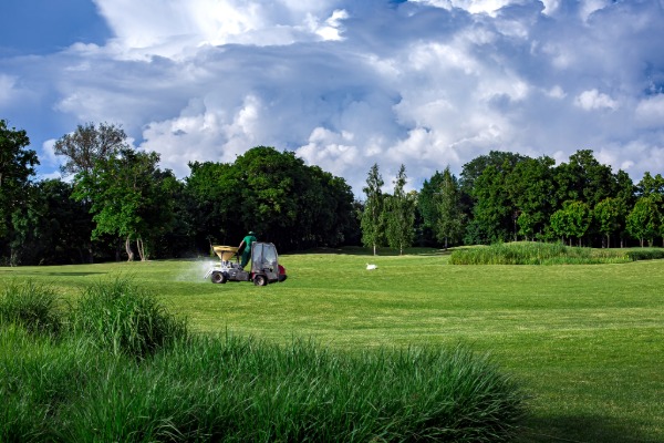 commercial lawn care company