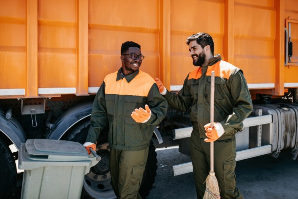 junk-clean-up-company junk removal company